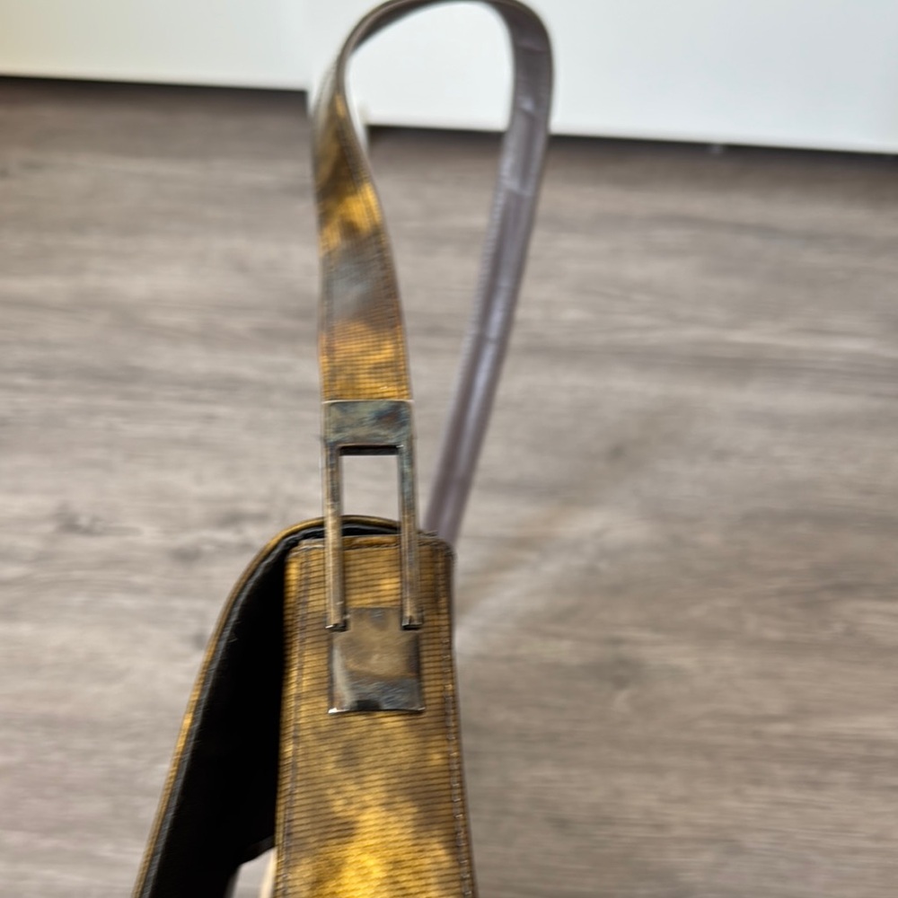Stuart Weitzman 90s/Y2K Patent Brown and Gold Shoulder Bag - Picture 13 of 13
